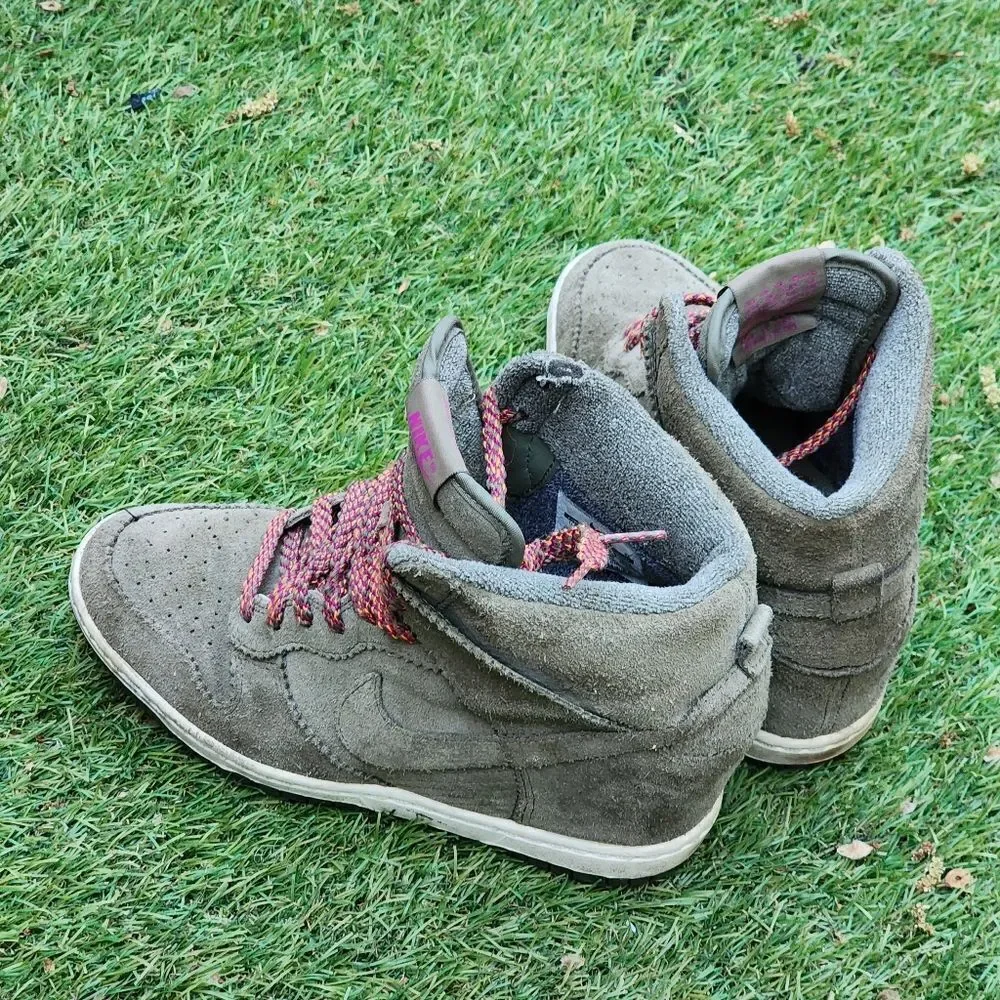 NIKE DUNK SKY HI - Womens Wedge - SIZE 7.5